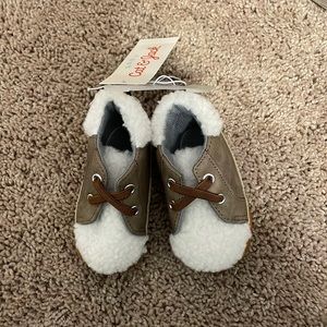 Soft bottom baby boots